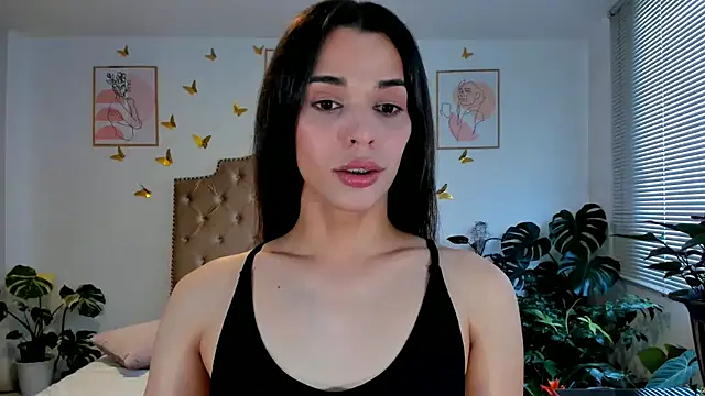Snapshot of bella_grego chatting on May 8, 2026, 5:18 pm bella grego online show from May 8, 2026, 5:18 pm