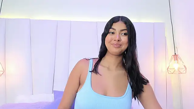 Snapshot of TaniaSevillano chatting on May 5, 2026, 5:54 pm TaniaSevillano online show from May 5, 2026, 5:54 pm