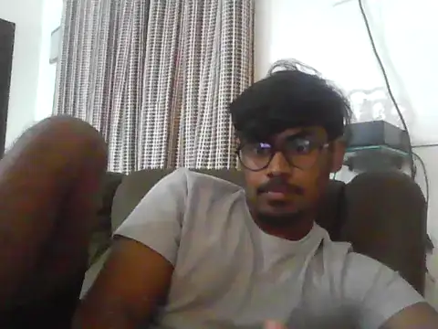 Snapshot of singaram190 chatting on July 31, 2026, 5:29 am singaram190 online show from July 31, 2026, 5:29 am