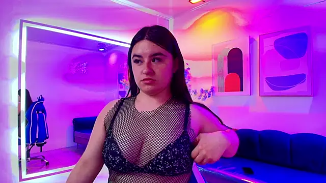 Anya Volke online show from April 20, 2026, 11:57 am