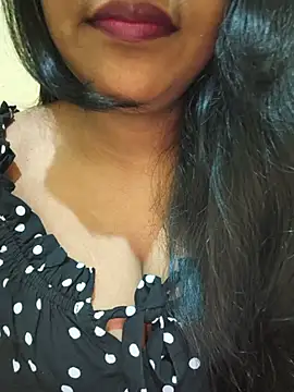 Snapshot of Newragini chatting on June 3, 2026, 6:57 pm Newragini online show from June 3, 2026, 6:57 pm