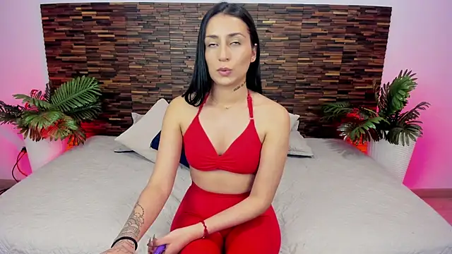 Snapshot of valkiriia__ chatting on June 25, 2026, 5:34 am valkiriia online show from June 25, 2026, 5:34 am