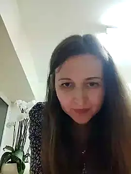 Snapshot of irresistibelle chatting on April 21, 2026, 1:42 am irresistibelle online show from April 21, 2026, 1:42 am