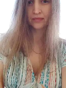 Snapshot of irresistibelle chatting on May 7, 2026, 11:59 am irresistibelle online show from May 7, 2026, 11:59 am