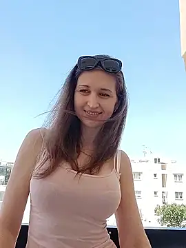 Snapshot of irresistibelle chatting on May 9, 2026, 10:53 am irresistibelle online show from May 9, 2026, 10:53 am