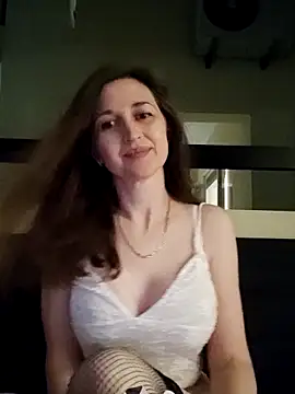 Snapshot of irresistibelle chatting on May 10, 2026, 5:51 pm irresistibelle online show from May 10, 2026, 5:51 pm