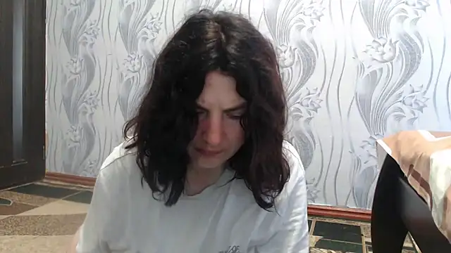 AlinaxJames online show from June 4, 2026, 10:10 am