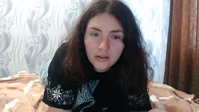 Snapshot of AlinaxJames chatting on July 21, 2026, 12:07 pm AlinaxJames online show from July 21, 2026, 12:07 pm
