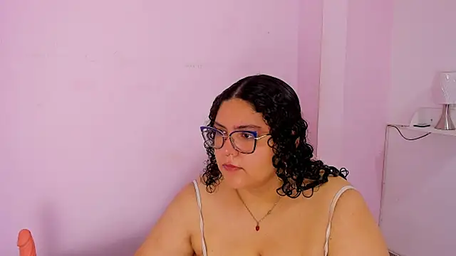 roxxxana blake online show from May 10, 2026, 3:23 am