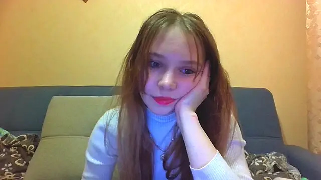 Snapshot of Princess_Mira chatting on May 5, 2026, 4:59 pm Princess Mira online show from May 5, 2026, 4:59 pm