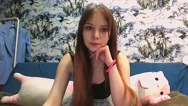 Snapshot of Princess_Mira chatting on June 12, 2026, 4:39 pm Princess Mira online show from June 12, 2026, 4:39 pm