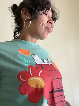 Snapshot of DominicanJojo chatting on April 24, 2026, 5:15 pm DominicanJojo online show from April 24, 2026, 5:15 pm