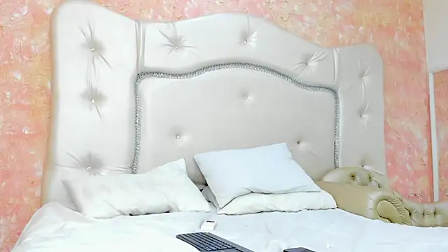 Snapshot of LianCarter_ chatting on May 22, 2026, 4:30 am LianCarter online show from May 22, 2026, 4:30 am