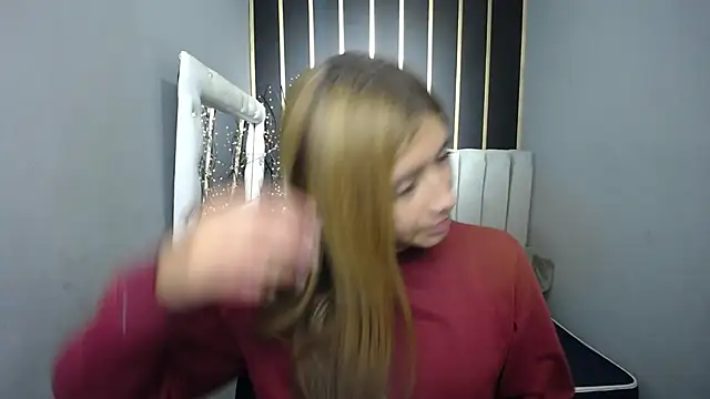 Snapshot of nancy_blonde chatting on May 2, 2026, 1:27 pm nancy blonde online show from May 2, 2026, 1:27 pm