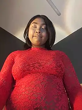 Snapshot of Chloe_LaurentXXX chatting on May 28, 2026, 7:00 pm Chloe LaurentXXX online show from May 28, 2026, 7:00 pm