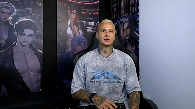 Snapshot of damian_becker chatting on May 8, 2026, 10:15 pm damian becker online show from May 8, 2026, 10:15 pm