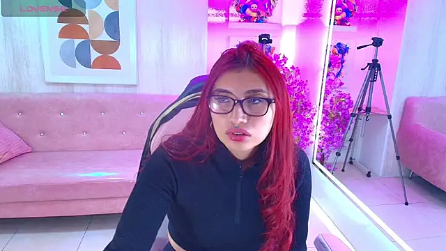 Snapshot of Sofi_monroeee chatting on May 29, 2026, 7:23 pm Sofi monroeee online show from May 29, 2026, 7:23 pm