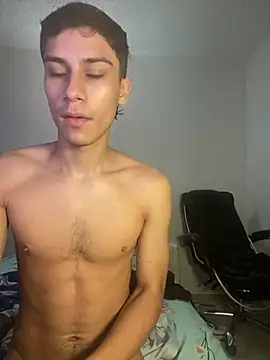 Axel DavisS online show from June 30, 2026, 3:57 pm