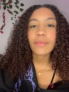 Daphnne Curly online show from June 21, 2026, 4:59 am