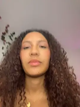 Daphnne Curly online show from July 3, 2026, 4:41 am