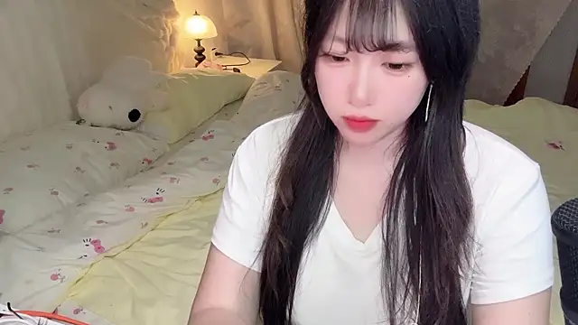Snapshot of SweetButWildbaby chatting on May 11, 2026, 4:04 pm SweetButWildbaby online show from May 11, 2026, 4:04 pm