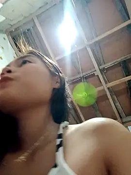 Sexybabe168 online show from April 18, 2026, 7:23 am