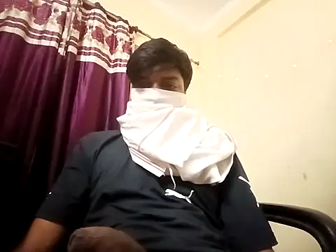 gajodhar20 online show from April 19, 2026, 6:10 pm