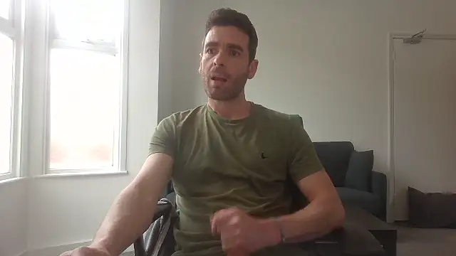 frenchbdmaninlondon online show from April 20, 2026, 2:20 pm