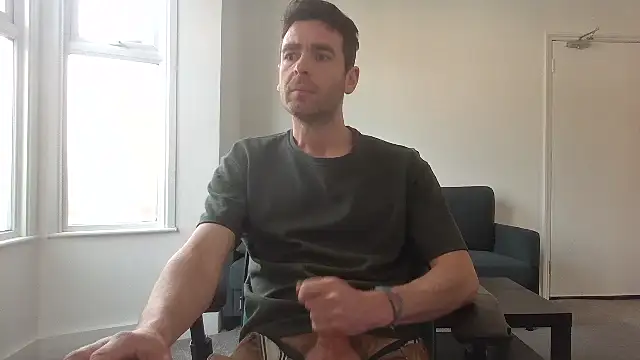 frenchbdmaninlondon online show from April 26, 2026, 10:46 am