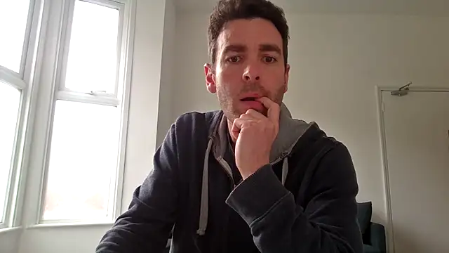 frenchbdmaninlondon online show from May 11, 2026, 1:50 pm