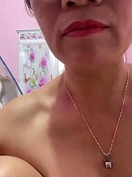  Sara pusy online show from April 22, 2026, 2:58 am