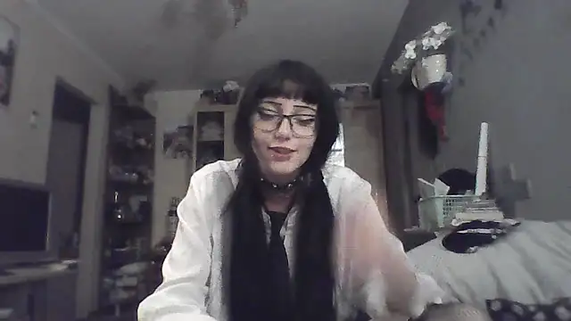 Snapshot of ChargedReign chatting on June 18, 2026, 6:45 pm ChargedReign online show from June 18, 2026, 6:45 pm