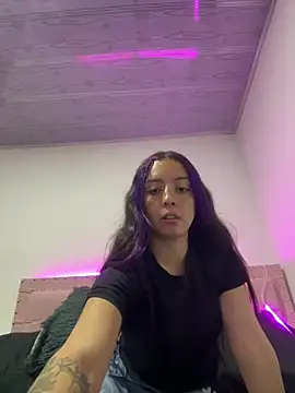 Snapshot of sadashi_moon_ofice chatting on July 21, 2026, 5:48 pm sadashi moon ofice online show from July 21, 2026, 5:48 pm
