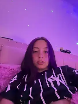 Snapshot of sadashi_moon_ofice chatting on July 28, 2026, 7:39 pm sadashi moon ofice online show from July 28, 2026, 7:39 pm