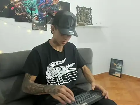 MaikDEMON latino online show from April 25, 2026, 2:47 pm