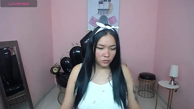 Melody 1  online show from April 21, 2026, 1:42 am