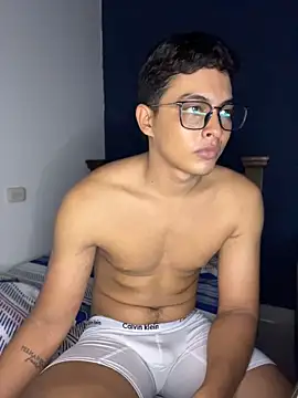 Angel 7020 online show from June 12, 2026, 7:46 pm