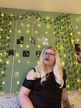 Jasmine l online show from May 5, 2026, 5:43 pm