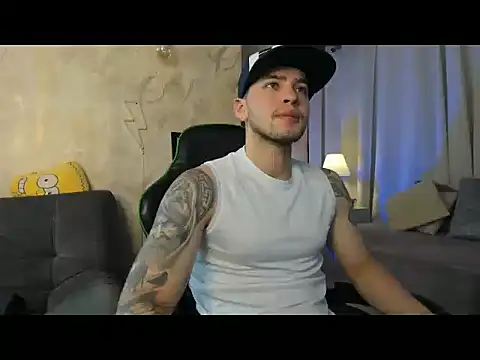 RONNY COLTON online show from April 21, 2026, 12:34 am