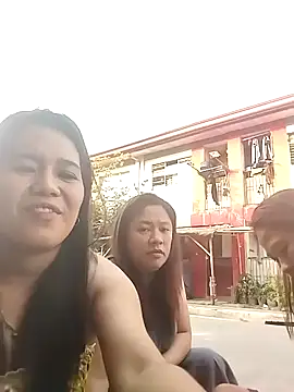 Snapshot of MARIAPUSSYPINAY chatting on April 22, 2026, 10:33 pm MARIAPUSSYPINAY online show from April 22, 2026, 10:33 pm