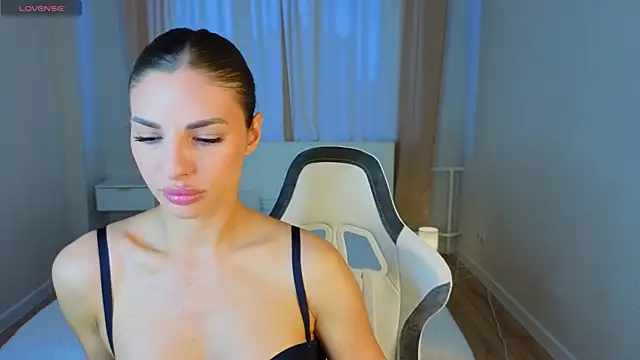 Snapshot of Jasmine_Lane chatting on May 10, 2026, 9:25 am Jasmine Lane online show from May 10, 2026, 9:25 am