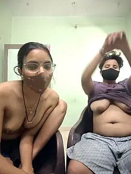 Snapshot of Payal_Sonali chatting on May 4, 2026, 8:10 am Payal Sonali online show from May 4, 2026, 8:10 am