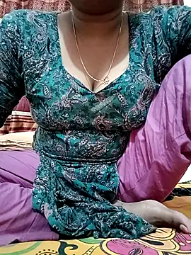 Misty-Meya online show from May 4, 2026, 11:39 am