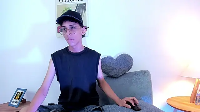 Snapshot of dax_blaze chatting on May 20, 2026, 1:17 pm dax blaze online show from May 20, 2026, 1:17 pm