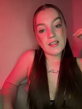 kisaaaaaa online show from April 22, 2026, 7:26 pm