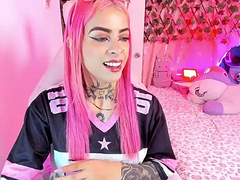 Megan Robertss online show from May 24, 2026, 8:25 pm