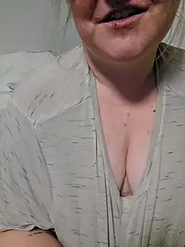 Goddessofawesome online show from April 21, 2026, 6:20 am
