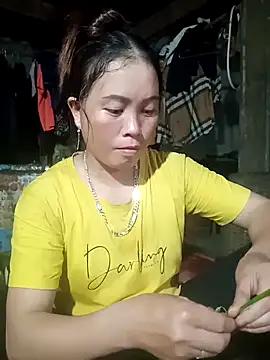phuongtrinh1 online show from May 25, 2026, 12:55 pm