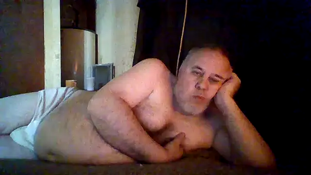 Nightshade1195 online show from June 11, 2026, 2:53 am