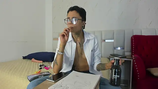 Snapshot of Antony_D_ossa chatting on May 13, 2026, 8:16 pm Antony D ossa online show from May 13, 2026, 8:16 pm